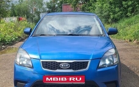 KIA Rio II, 2010 год, 650 000 рублей, 1 фотография