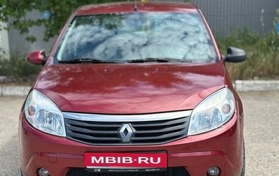 Renault Sandero I, 2013 год, 800 000 рублей, 1 фотография