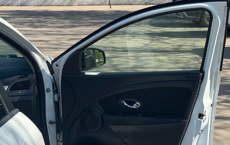 Renault Megane III, 2014 год, 555 000 рублей, 6 фотография