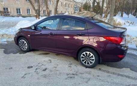Hyundai Solaris II рестайлинг, 2011 год, 725 000 рублей, 2 фотография