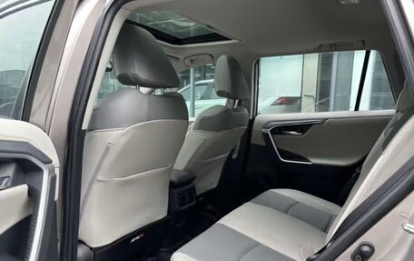 Toyota RAV4, 2021 год, 3 050 960 рублей, 10 фотография