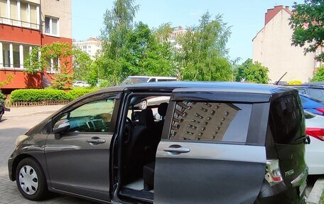 Honda Freed I, 2012 год, 1 195 000 рублей, 7 фотография