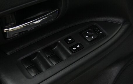 Mitsubishi Outlander III рестайлинг 3, 2014 год, 1 599 900 рублей, 10 фотография