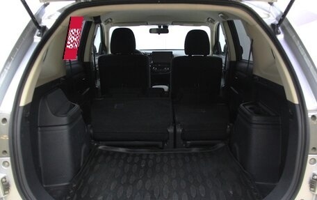 Mitsubishi Outlander III рестайлинг 3, 2014 год, 1 599 900 рублей, 26 фотография