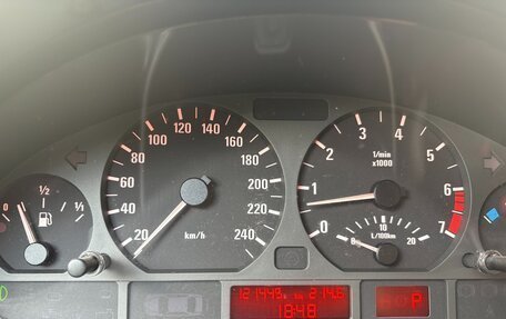 BMW 3 серия, 2002 год, 930 000 рублей, 12 фотография