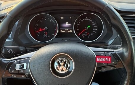 Volkswagen Tiguan II, 2017 год, 1 765 000 рублей, 2 фотография