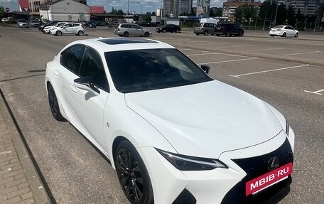 Lexus IS III, 2021 год, 4 150 000 рублей, 2 фотография