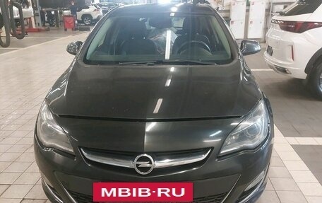 Opel Astra J, 2013 год, 947 000 рублей, 2 фотография
