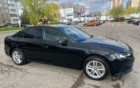Audi A4, 2019 год, 2 350 000 рублей, 4 фотография