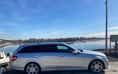 Mercedes-Benz E-Класс, 2012 год, 1 550 000 рублей, 2 фотография