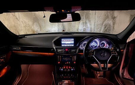 Mercedes-Benz E-Класс, 2012 год, 1 550 000 рублей, 9 фотография