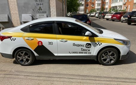 Hyundai Solaris II рестайлинг, 2019 год, 1 100 000 рублей, 2 фотография