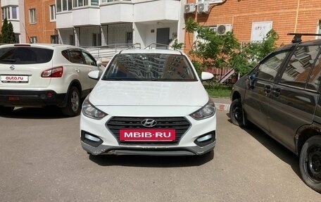 Hyundai Solaris II рестайлинг, 2019 год, 1 100 000 рублей, 4 фотография