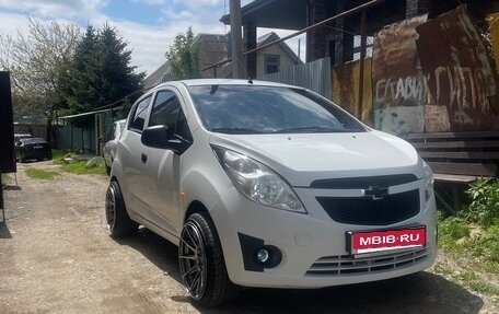 Chevrolet Spark III, 2011 год, 750 000 рублей, 1 фотография