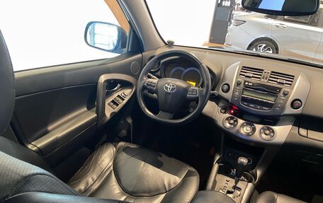 Toyota RAV4, 2010 год, 1 450 000 рублей, 24 фотография