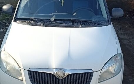Skoda Fabia II, 2007 год, 350 000 рублей, 2 фотография