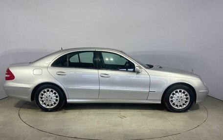 Mercedes-Benz E-Класс, 2002 год, 579 000 рублей, 5 фотография