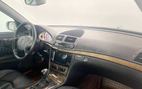 Mercedes-Benz E-Класс, 2002 год, 579 000 рублей, 15 фотография
