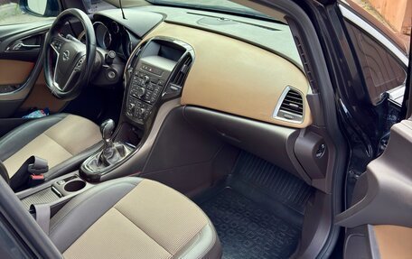 Opel Astra J, 2013 год, 1 000 000 рублей, 6 фотография