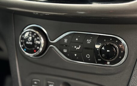 Renault Sandero II рестайлинг, 2019 год, 1 100 000 рублей, 16 фотография