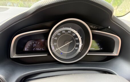 Mazda Axela, 2015 год, 1 050 000 рублей, 4 фотография