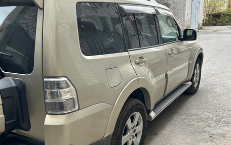 Mitsubishi Pajero IV, 2007 год, 1 600 000 рублей, 2 фотография