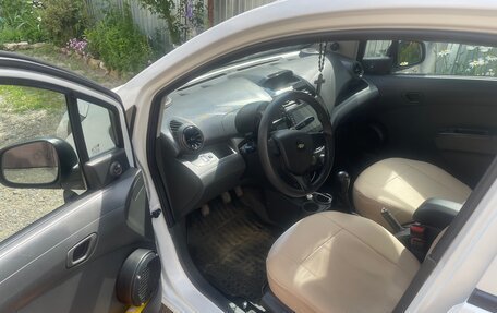 Chevrolet Spark III, 2011 год, 750 000 рублей, 5 фотография