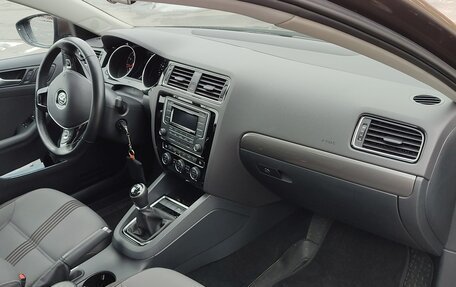 Volkswagen Jetta VI, 2016 год, 1 600 000 рублей, 8 фотография