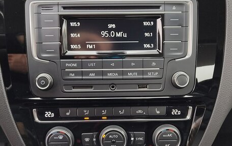 Volkswagen Jetta VI, 2016 год, 1 600 000 рублей, 11 фотография