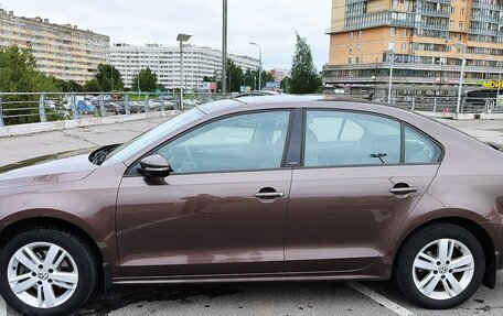 Volkswagen Jetta VI, 2016 год, 1 600 000 рублей, 4 фотография