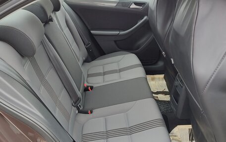 Volkswagen Jetta VI, 2016 год, 1 600 000 рублей, 13 фотография