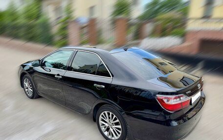 Toyota Camry, 2016 год, 2 300 000 рублей, 4 фотография