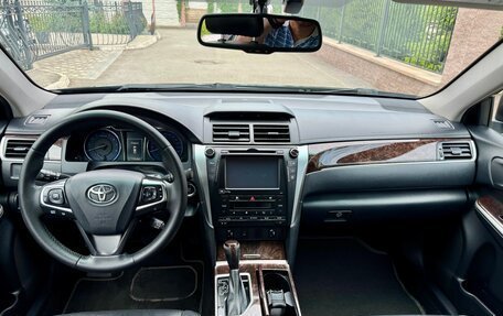 Toyota Camry, 2016 год, 2 300 000 рублей, 7 фотография