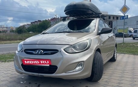 Hyundai Solaris II рестайлинг, 2012 год, 850 000 рублей, 6 фотография