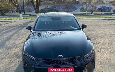 KIA K5, 2021 год, 2 320 000 рублей, 1 фотография