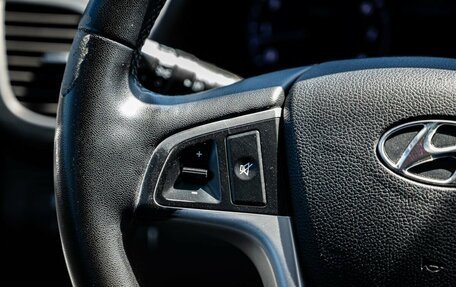Hyundai Solaris II рестайлинг, 2011 год, 650 000 рублей, 17 фотография