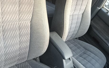 Toyota Hilux Surf III рестайлинг, 1993 год, 450 000 рублей, 2 фотография