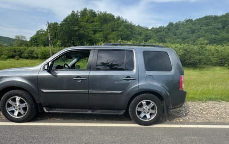Honda Pilot III рестайлинг, 2012 год, 2 300 000 рублей, 3 фотография