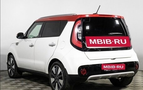 KIA Soul II рестайлинг, 2018 год, 6 фотография