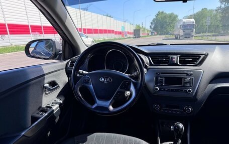 KIA Rio III рестайлинг, 2015 год, 1 050 000 рублей, 12 фотография