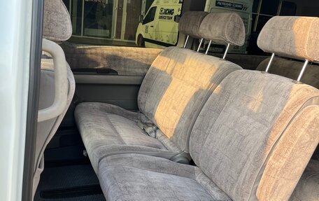 Nissan Elgrand I, 2001 год, 940 000 рублей, 5 фотография