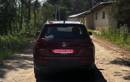 Volkswagen Tiguan II, 2019 год, 3 050 000 рублей, 5 фотография