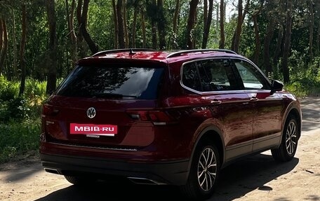 Volkswagen Tiguan II, 2019 год, 3 050 000 рублей, 6 фотография