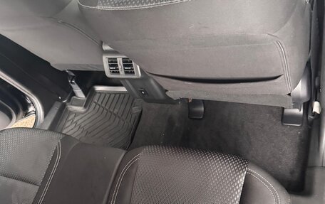 Mitsubishi Outlander III рестайлинг 3, 2021 год, 2 200 000 рублей, 21 фотография