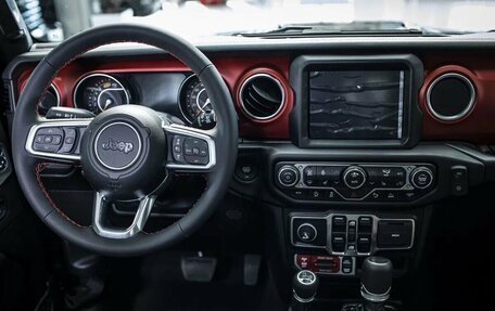 Jeep Wrangler, 2023 год, 7 350 000 рублей, 33 фотография