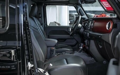 Jeep Wrangler, 2023 год, 7 350 000 рублей, 30 фотография
