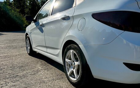 Hyundai Solaris II рестайлинг, 2012 год, 830 000 рублей, 5 фотография