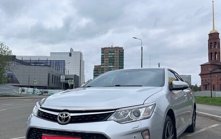 Toyota Camry, 2015 год, 1 950 000 рублей, 1 фотография