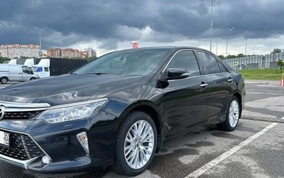 Toyota Camry, 2017 год, 2 700 000 рублей, 1 фотография