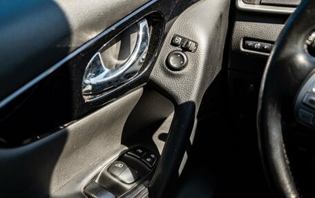 Nissan Qashqai, 2014 год, 2 000 000 рублей, 21 фотография